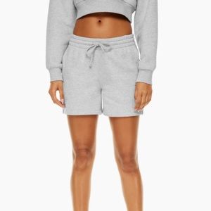 Aritzia Cozy Fleece Boyfriend 5” Sweatshort